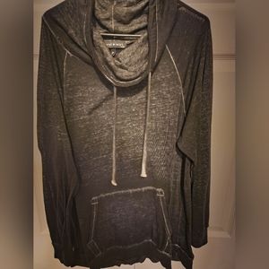 Lightweight long-sleeve